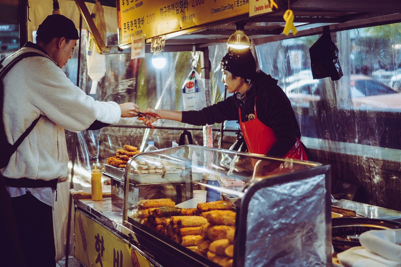 Lok lok truck at night